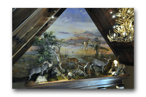 Click here to view murals artwork by Paul Means
